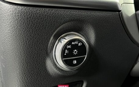 Mercedes-Benz C-Класс, 2024 год, 5 389 000 рублей, 22 фотография