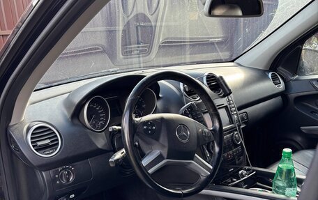 Mercedes-Benz M-Класс, 2011 год, 1 850 000 рублей, 3 фотография