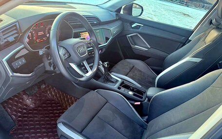 Audi Q3, 2022 год, 2 550 000 рублей, 8 фотография