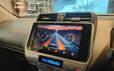 Toyota Land Cruiser Prado 150 рестайлинг 2, 2022 год, 6 399 000 рублей, 23 фотография