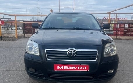 Toyota Avensis III рестайлинг, 2006 год, 850 000 рублей, 1 фотография