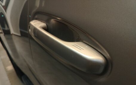 Toyota Land Cruiser Prado 150 рестайлинг 2, 2022 год, 6 399 000 рублей, 30 фотография