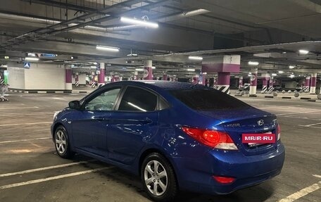 Hyundai Solaris II рестайлинг, 2011 год, 580 000 рублей, 6 фотография