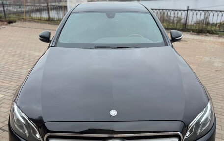 Mercedes-Benz E-Класс, 2016 год, 2 190 000 рублей, 10 фотография