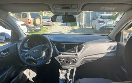 Hyundai Solaris II рестайлинг, 2017 год, 830 000 рублей, 13 фотография