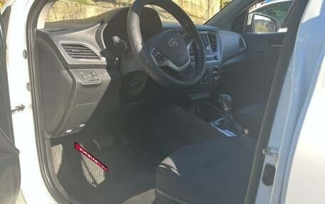 Hyundai Solaris II рестайлинг, 2017 год, 830 000 рублей, 10 фотография