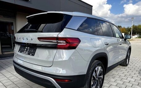 Skoda Kodiaq I, 2025 год, 7 950 000 рублей, 2 фотография