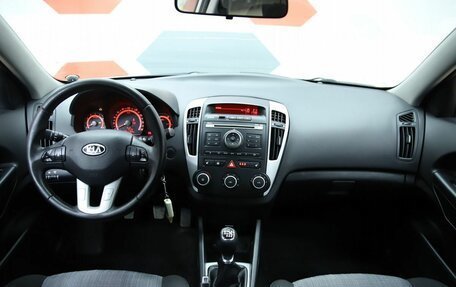 KIA cee'd I рестайлинг, 2010 год, 550 000 рублей, 16 фотография