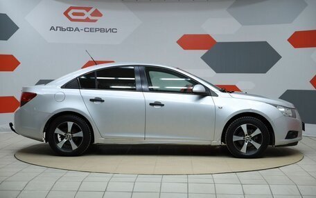 Chevrolet Cruze II, 2009 год, 460 000 рублей, 4 фотография