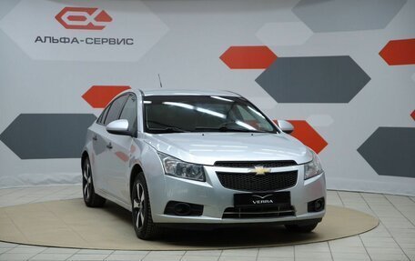 Chevrolet Cruze II, 2009 год, 460 000 рублей, 3 фотография