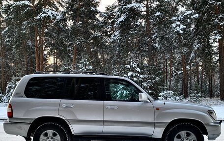 Toyota Land Cruiser 100 рестайлинг 2, 2006 год, 2 175 000 рублей, 11 фотография