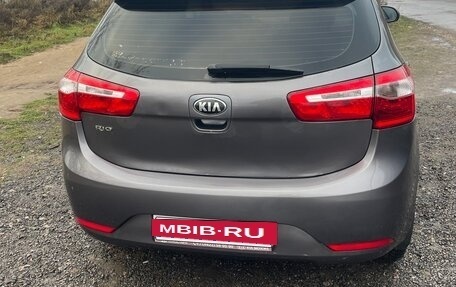 KIA Rio III рестайлинг, 2013 год, 835 000 рублей, 2 фотография