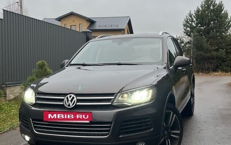 Volkswagen Touareg III, 2010 год, 2 200 000 рублей, 2 фотография