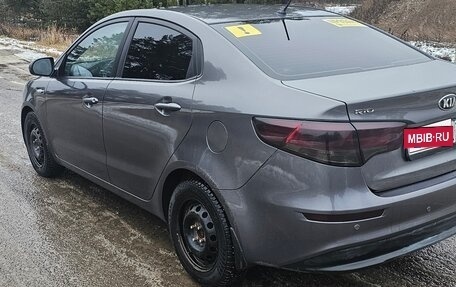 KIA Rio III рестайлинг, 2015 год, 1 250 000 рублей, 3 фотография