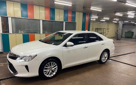 Toyota Camry, 2015 год, 2 200 000 рублей, 3 фотография