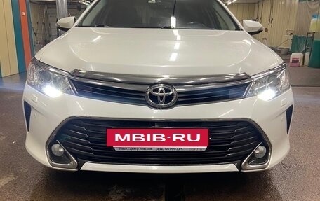 Toyota Camry, 2015 год, 2 200 000 рублей, 2 фотография