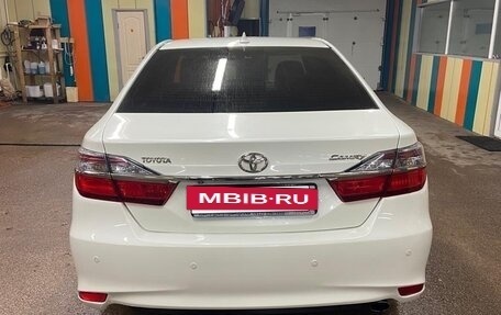 Toyota Camry, 2015 год, 2 200 000 рублей, 5 фотография