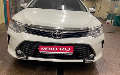 Toyota Camry, 2015 год, 2 200 000 рублей, 16 фотография