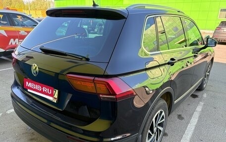 Volkswagen Tiguan II, 2018 год, 2 050 000 рублей, 6 фотография