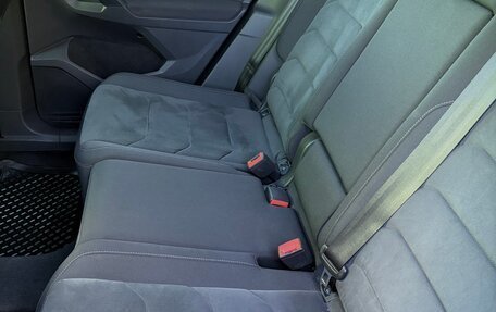 Volkswagen Tiguan II, 2018 год, 2 050 000 рублей, 19 фотография