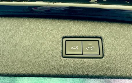 Volkswagen Tiguan II, 2018 год, 2 050 000 рублей, 23 фотография