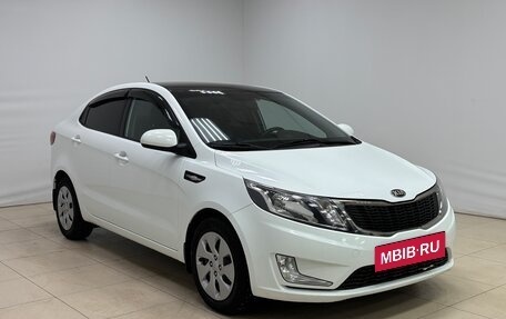 KIA Rio III рестайлинг, 2014 год, 820 000 рублей, 3 фотография