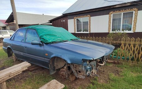 Mazda 626, 1991 год, 135 000 рублей, 3 фотография
