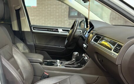 Volkswagen Touareg III, 2016 год, 3 300 000 рублей, 19 фотография