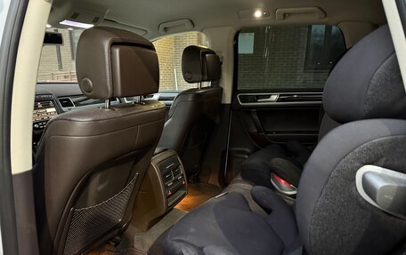 Volkswagen Touareg III, 2016 год, 3 300 000 рублей, 23 фотография