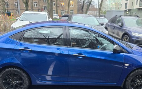 Hyundai Solaris II рестайлинг, 2013 год, 950 000 рублей, 8 фотография