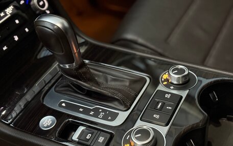 Volkswagen Touareg III, 2016 год, 3 300 000 рублей, 24 фотография