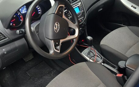 Hyundai Solaris II рестайлинг, 2013 год, 950 000 рублей, 11 фотография