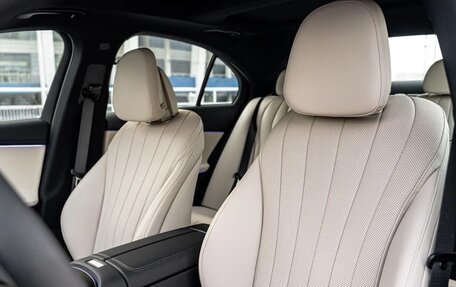 Mercedes-Benz E-Класс, 2025 год, 9 690 000 рублей, 13 фотография