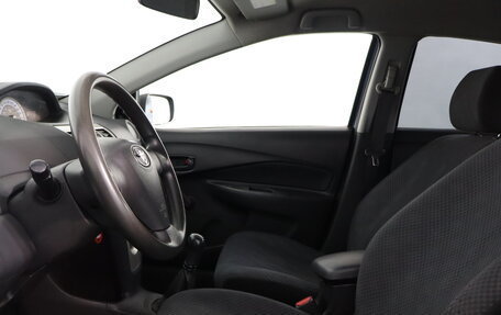 Toyota Yaris III рестайлинг, 2007 год, 379 000 рублей, 8 фотография