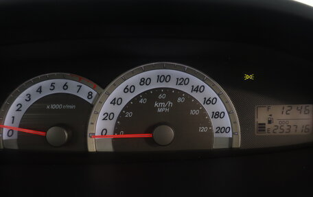 Toyota Yaris III рестайлинг, 2007 год, 379 000 рублей, 15 фотография