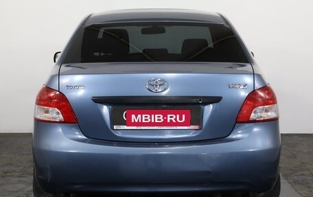 Toyota Yaris III рестайлинг, 2007 год, 379 000 рублей, 5 фотография