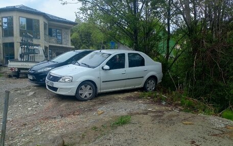 Renault Logan I, 2014 год, 270 000 рублей, 2 фотография