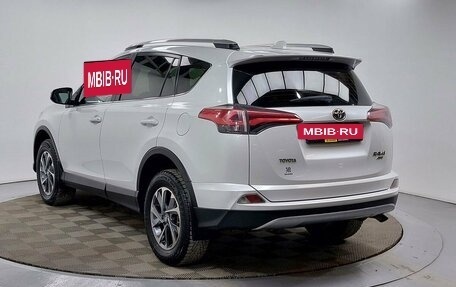 Toyota RAV4, 2018 год, 2 799 000 рублей, 7 фотография