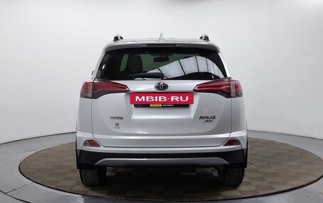 Toyota RAV4, 2018 год, 2 799 000 рублей, 6 фотография