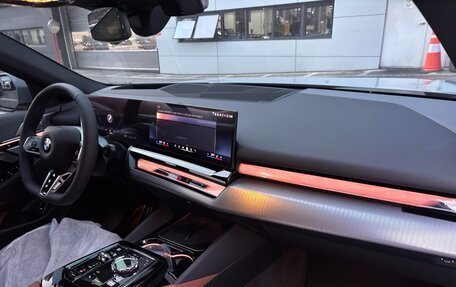 BMW 5 серия, 2025 год, 9 400 000 рублей, 15 фотография