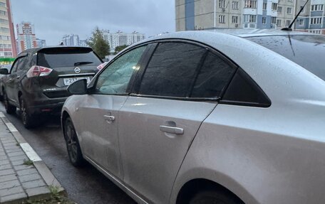 Chevrolet Cruze II, 2009 год, 730 000 рублей, 4 фотография