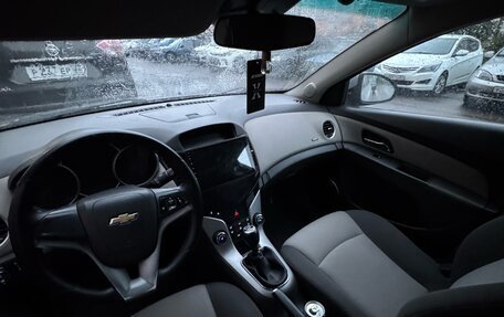 Chevrolet Cruze II, 2009 год, 730 000 рублей, 8 фотография