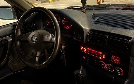 BMW 5 серия, 1991 год, 330 000 рублей, 10 фотография