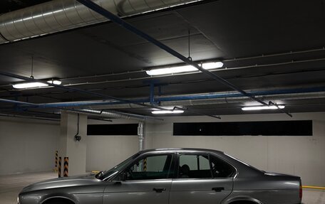 BMW 5 серия, 1991 год, 330 000 рублей, 8 фотография