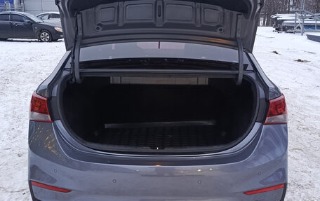 Hyundai Solaris II рестайлинг, 2017 год, 1 212 000 рублей, 14 фотография