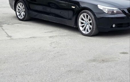 BMW 5 серия, 2006 год, 1 100 000 рублей, 2 фотография