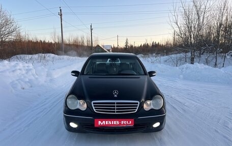 Mercedes-Benz C-Класс, 2005 год, 1 250 000 рублей, 3 фотография