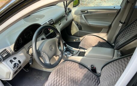 Mercedes-Benz C-Класс, 2005 год, 1 250 000 рублей, 7 фотография