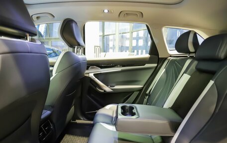 Geely Atlas, 2025 год, 3 922 000 рублей, 15 фотография