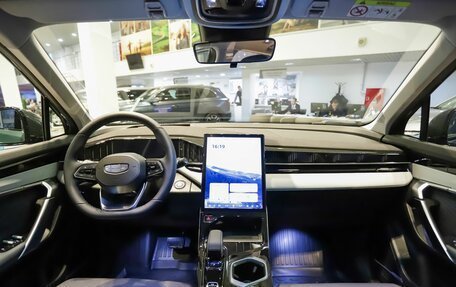 Geely Atlas, 2025 год, 3 922 000 рублей, 17 фотография